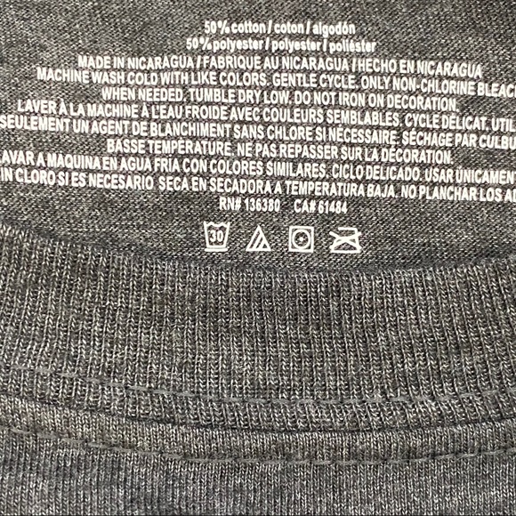 MLB New York NY Yankees Gray Retro T-Shirt Tee - Picture 5 of 6